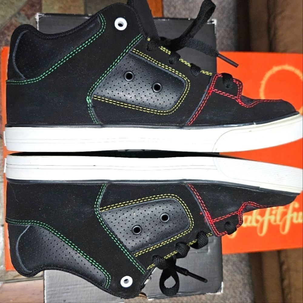 DC RADAR RASTA STITCH MID YOUTH 5.5 USA SNEAKER SKATE SHOE rare - Picture 2 of 12